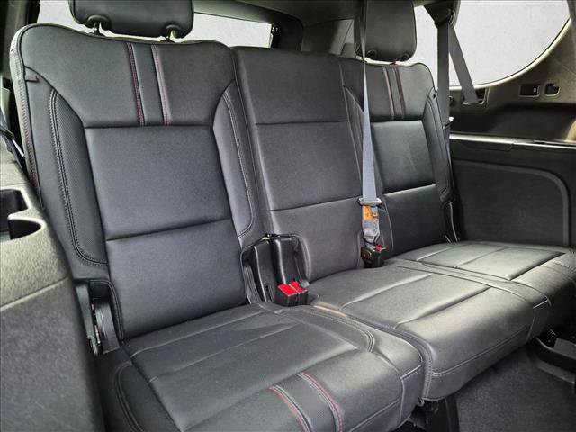 Used 2024 Chevrolet Suburban RST w/ Luxury Package AWD/4WD image 20