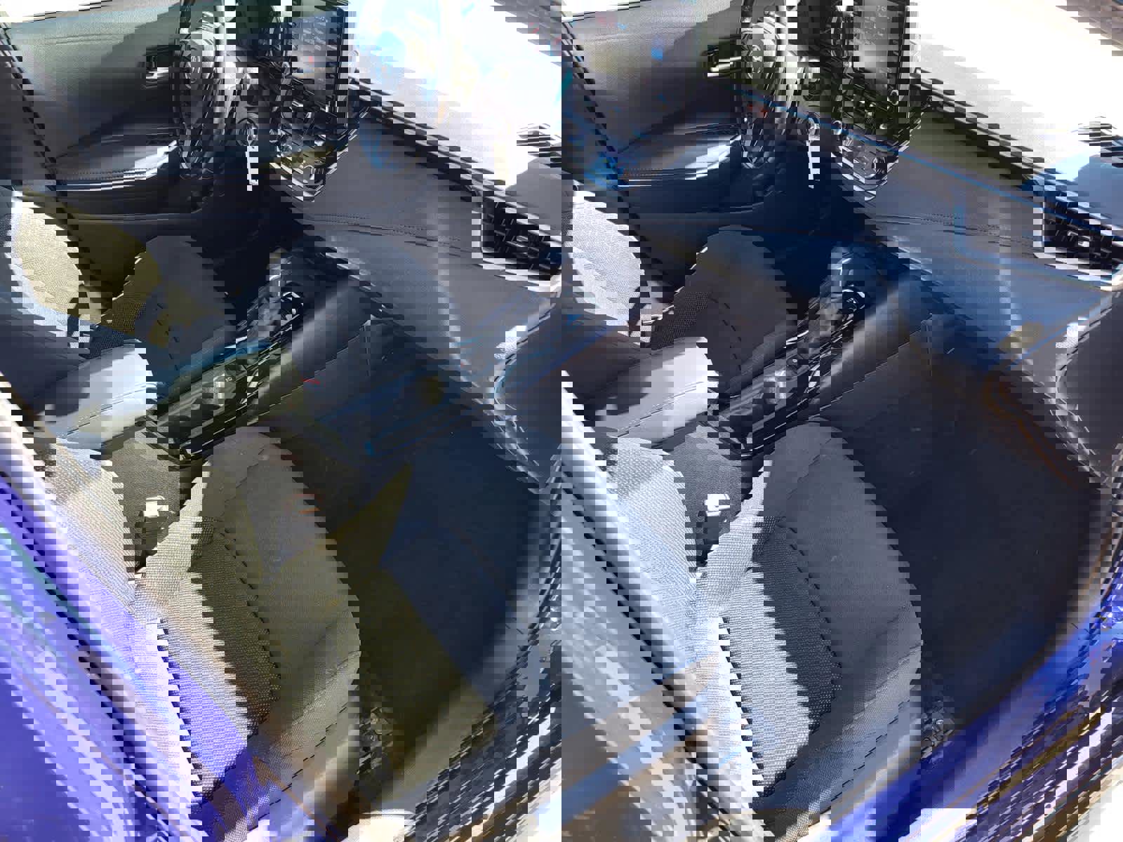 Used 2022 Toyota Corolla SE image 9