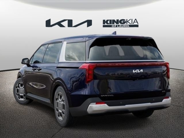 New 2027 Kia Carnival EX FWD image 4