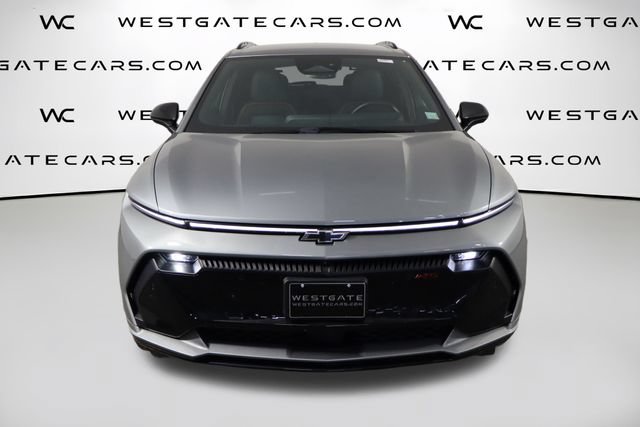 Used 2024 Chevrolet Equinox EV RS FWD image 2