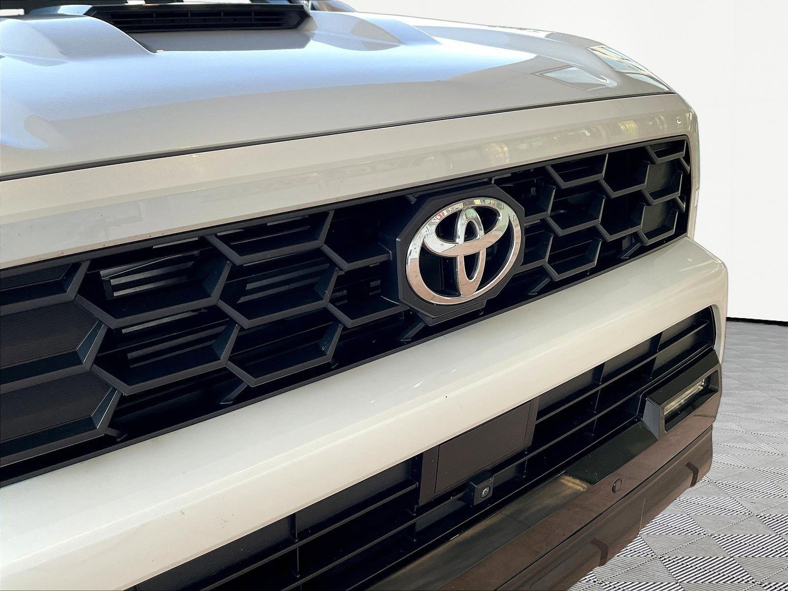 Certified 2025 Toyota 4Runner TRD Sport Premium AWD/4WD image 30