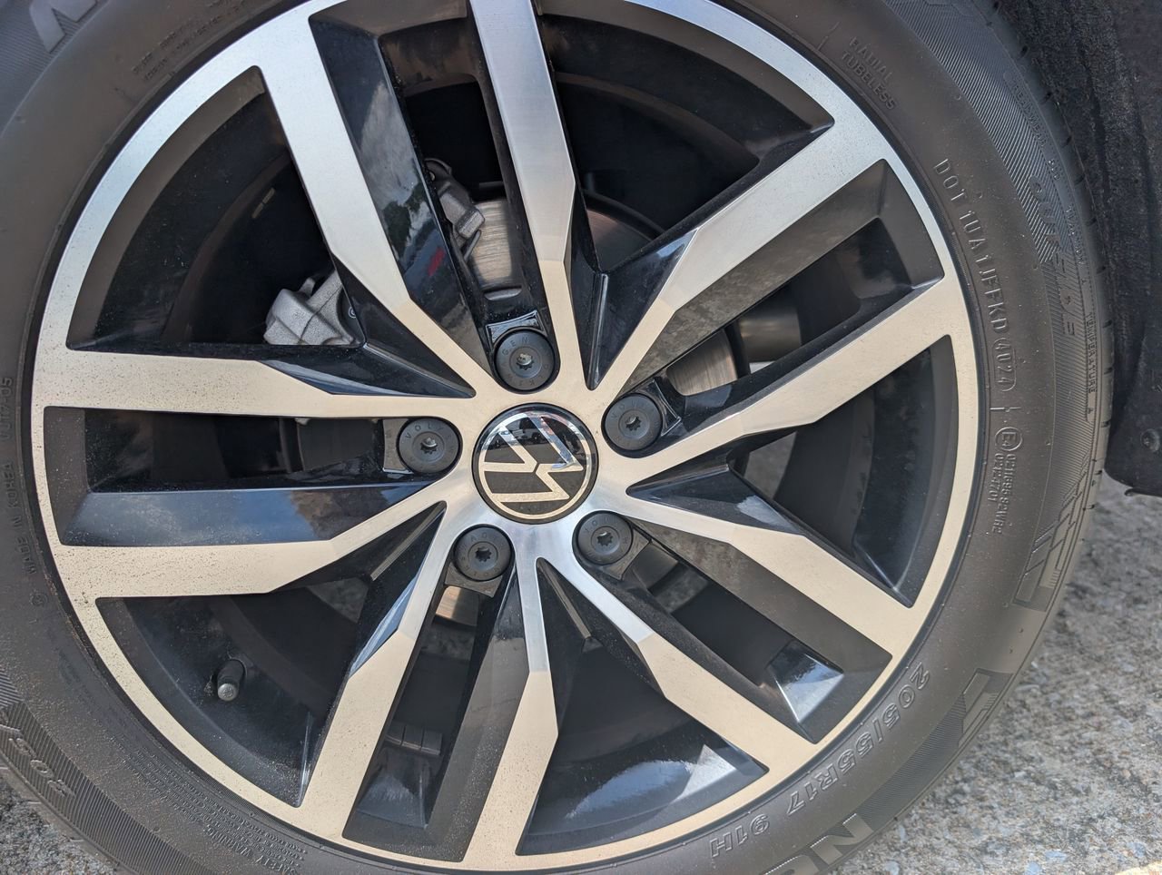 Used 2025 Volkswagen Jetta SE image 8