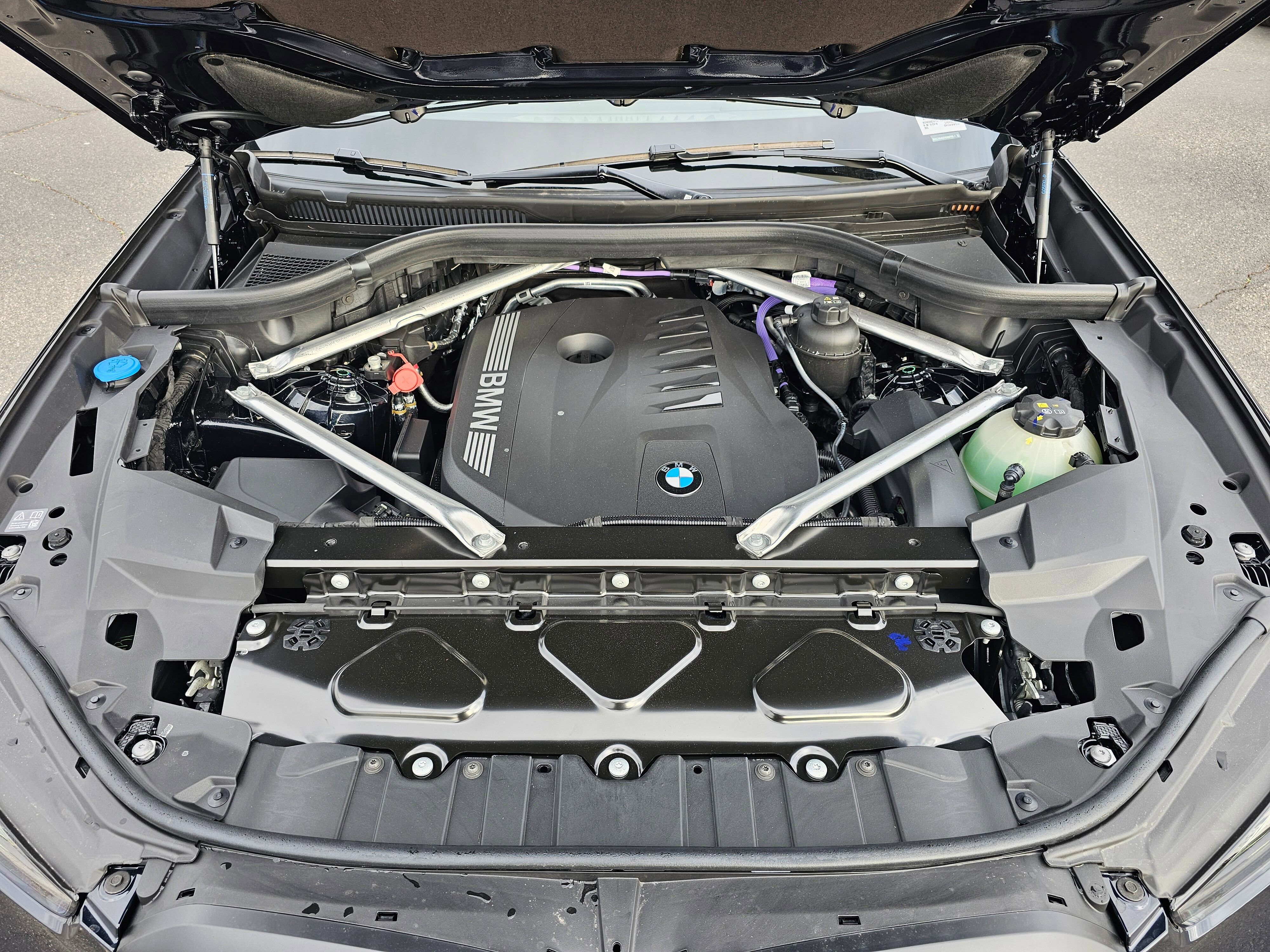 New 2026 BMW X5 xDrive40i w/ M Sport Package image 9