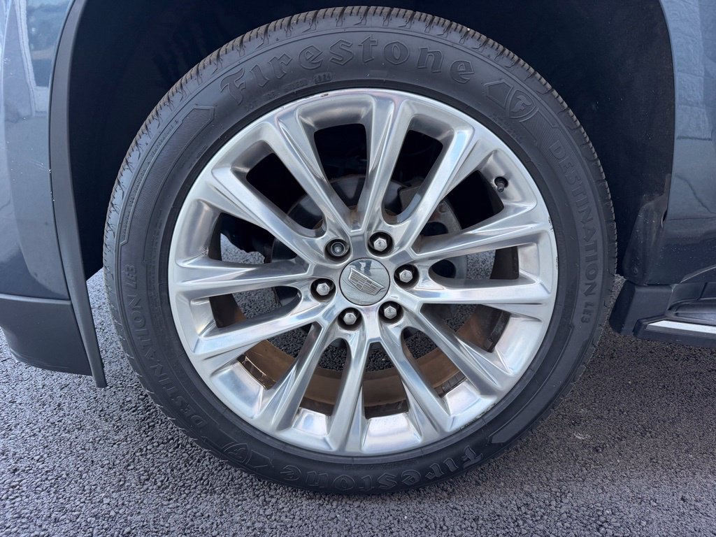 Used 2019 Cadillac Escalade ESV Luxury AWD/4WD image 19