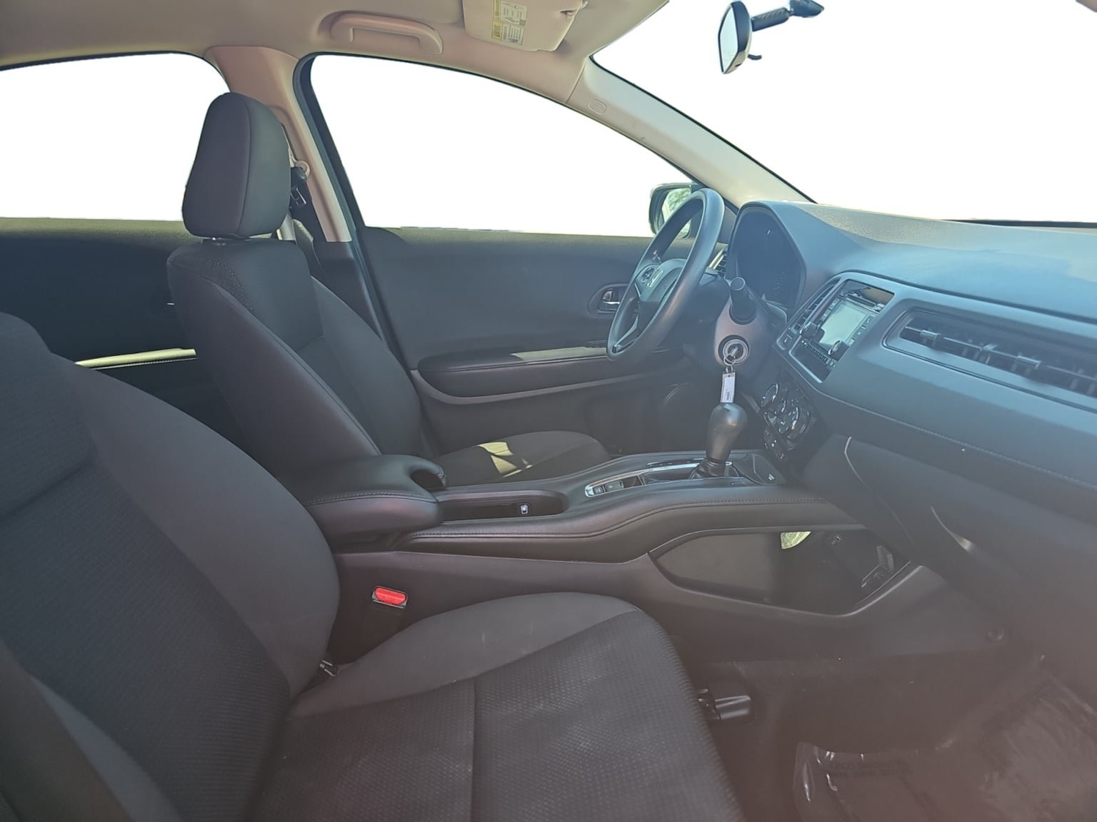 Used 2021 Honda HR-V LX image 17