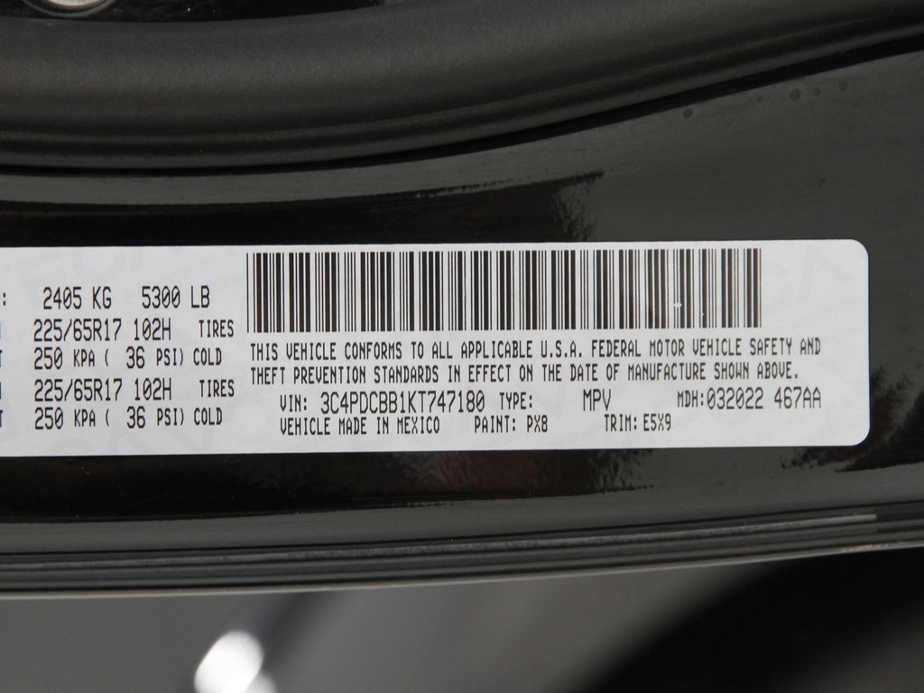 Used 2019 Dodge Journey SE w/ Blacktop Package image 20