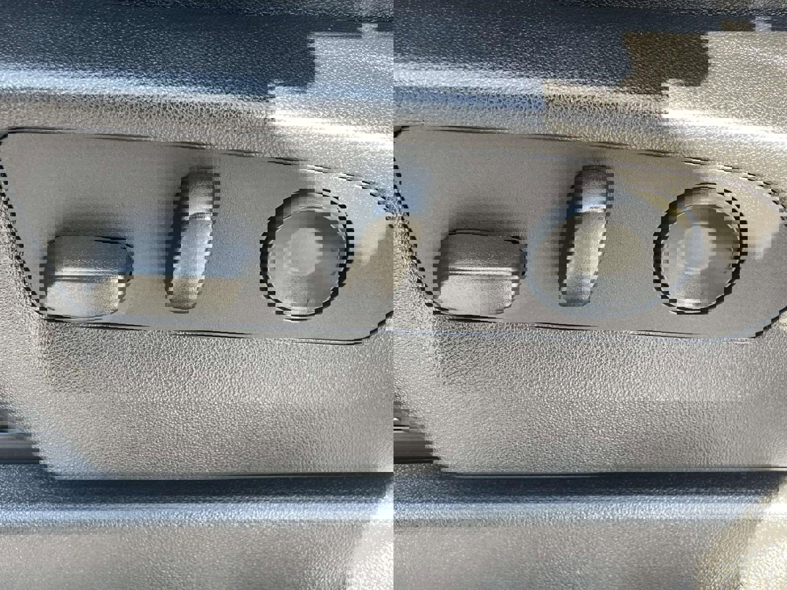 Used 2023 Chevrolet Suburban Premier AWD/4WD image 26