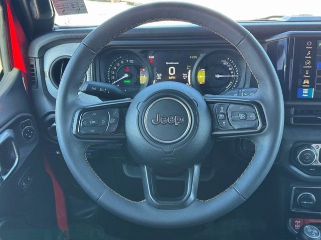 Used 2024 Jeep Wrangler Unlimited image 21