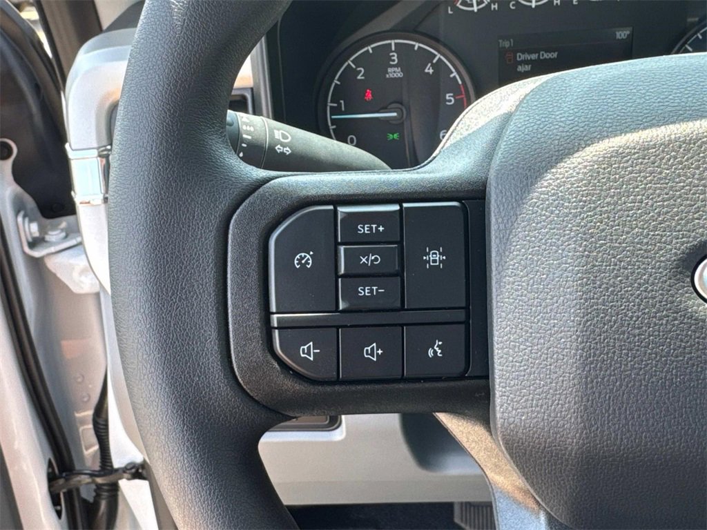 New 2025 Ford F350 XL w/ XL Chrome Package image 9