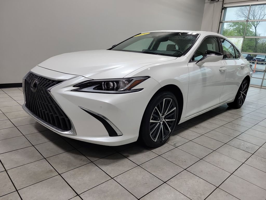 Used 2024 Lexus ES 300h w/ Premium Package FWD image 6