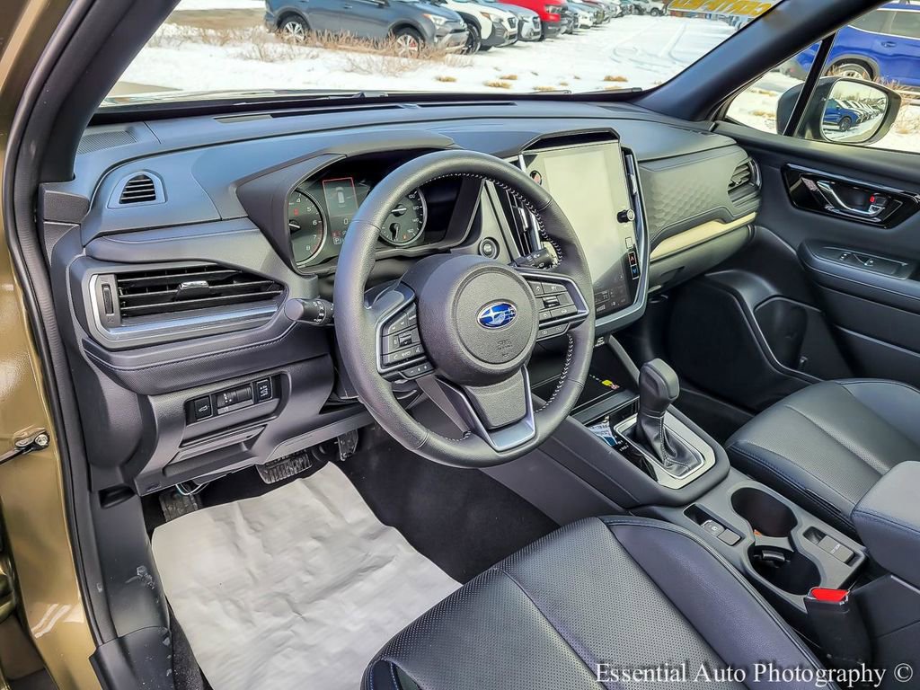 Used 2025 Subaru Forester Limited w/ Popular Package #2 AWD/4WD image 9