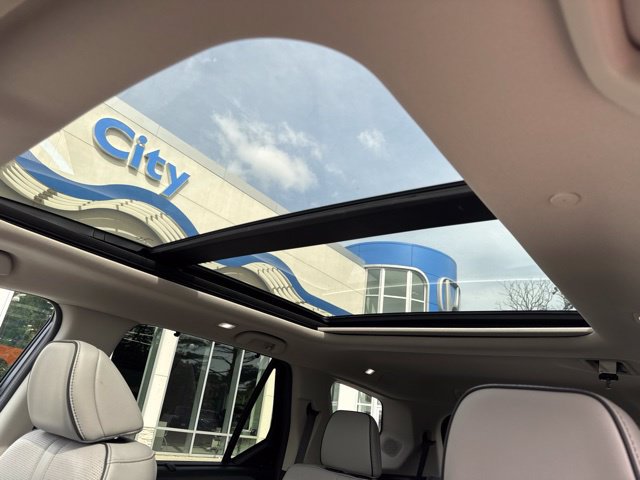 Used 2024 Honda Pilot Elite image 25