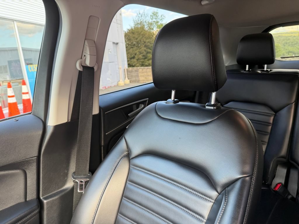 Used 2024 Ford Edge SEL AWD/4WD image 20