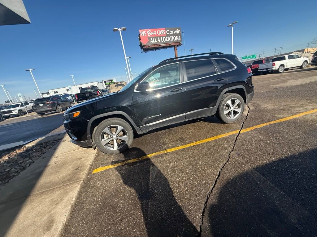 Used 2022 Jeep Cherokee Limited image 24