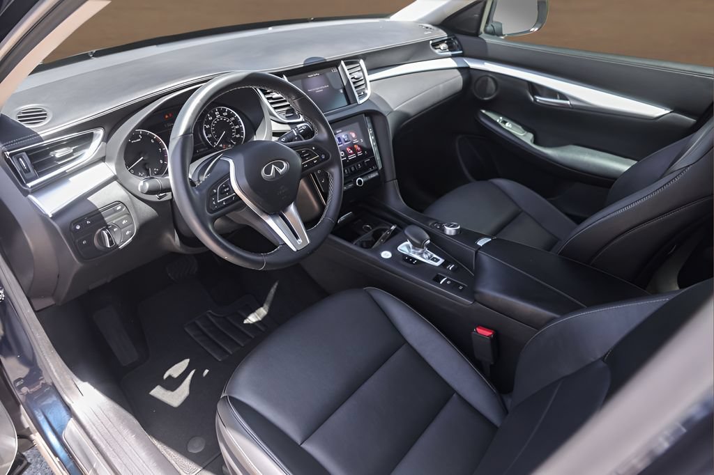 Used 2021 INFINITI QX50 Luxe FWD image 10