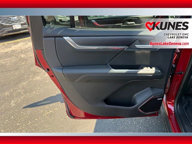 New 2026 GMC Acadia Elevation w/ Black Edition AWD/4WD image 16