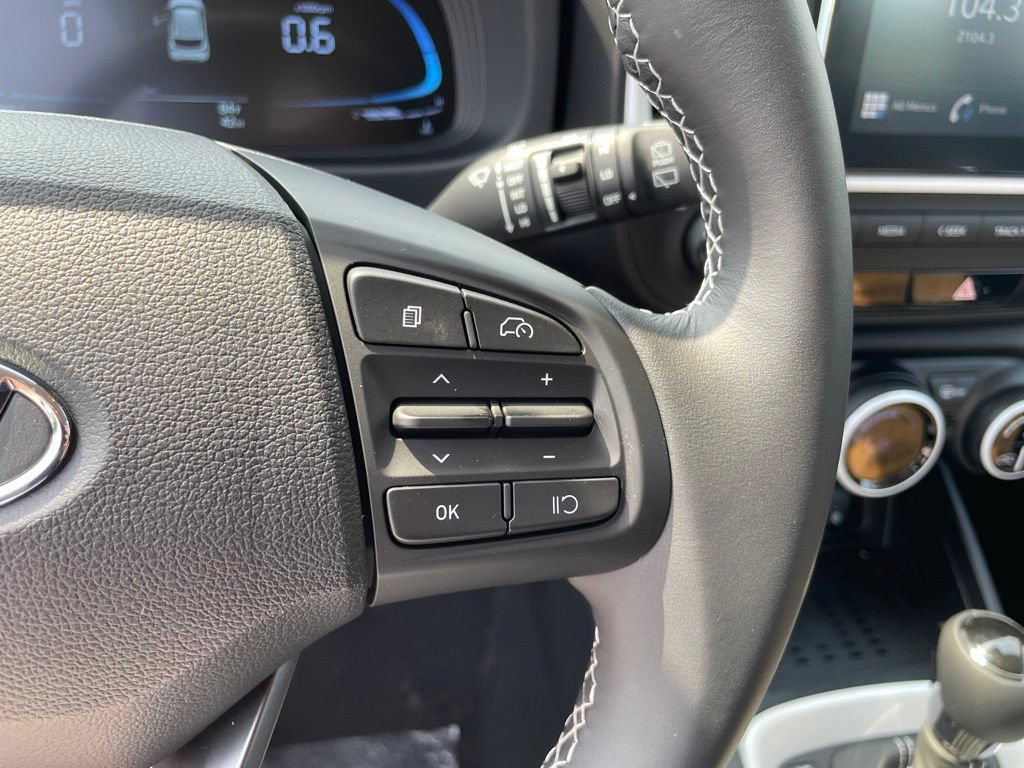 New 2026 Hyundai Venue SEL FWD image 16