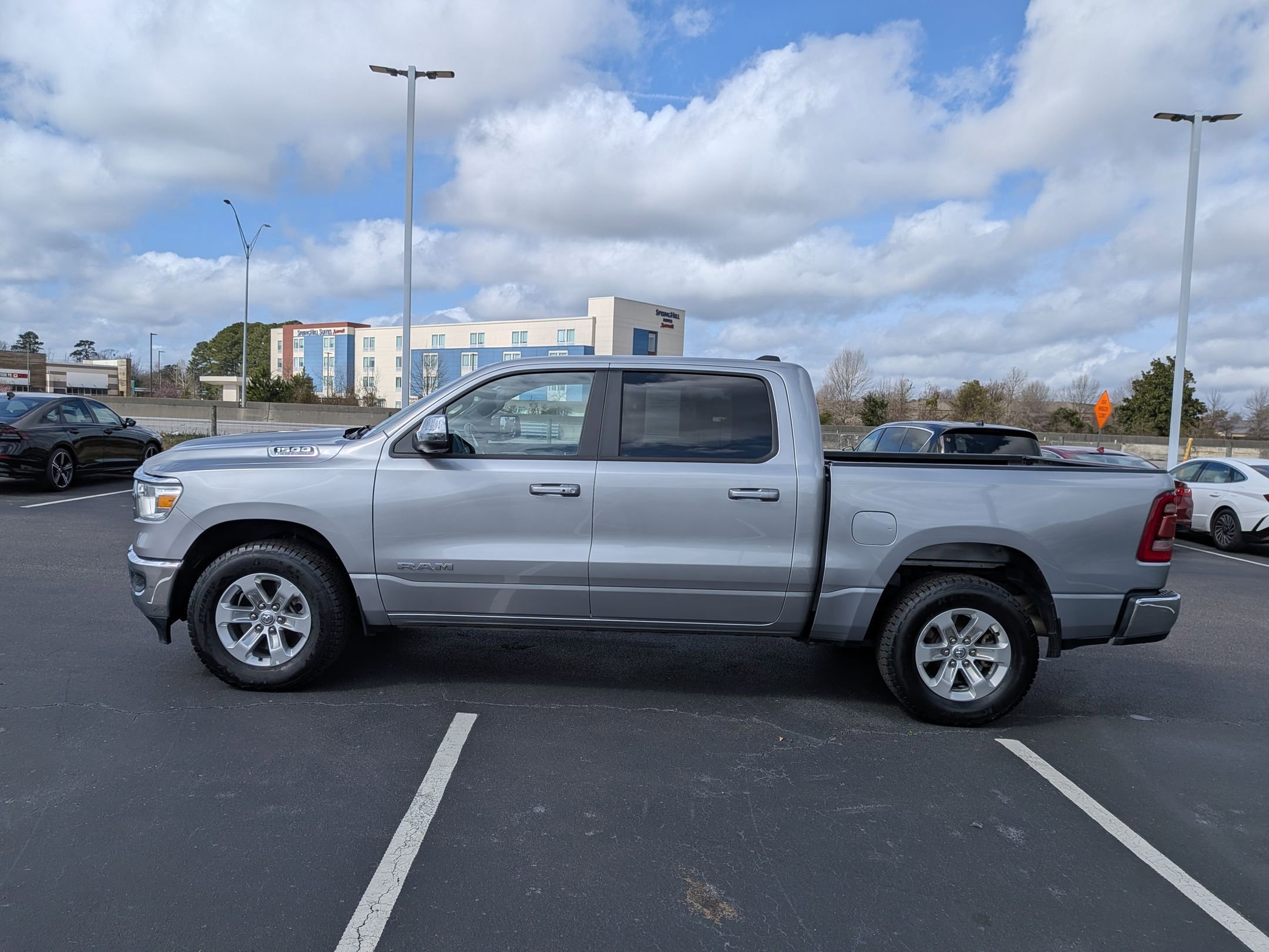 Used 2024 RAM 1500 Laramie image 6