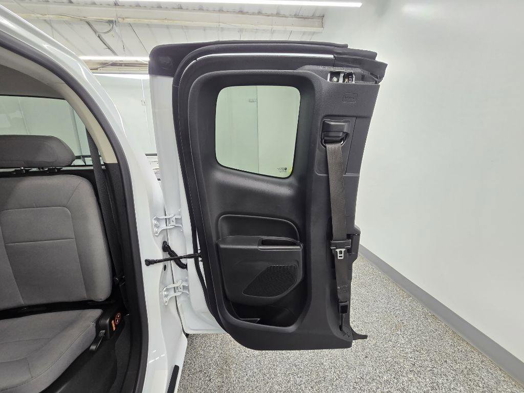 Used 2022 Chevrolet Colorado W/T image 26