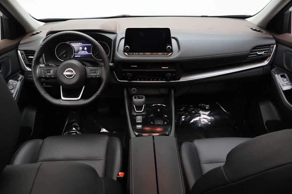 Used 2023 Nissan Rogue SV w/ SV Premium B Package FWD image 24