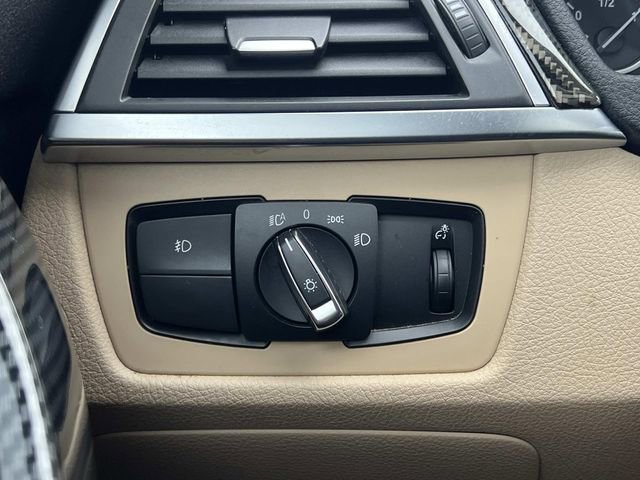 Used 2017 BMW 330i xDrive Sedan image 30