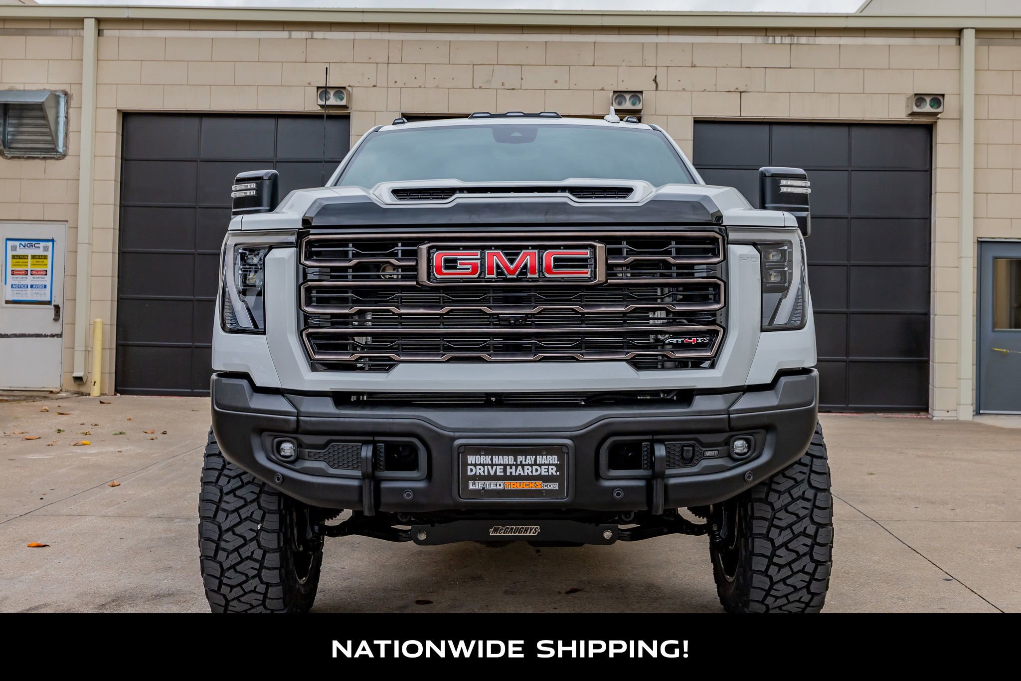 Used 2025 GMC Sierra 2500 AT4X w/ AT4X AEV Edition AWD/4WD image 4