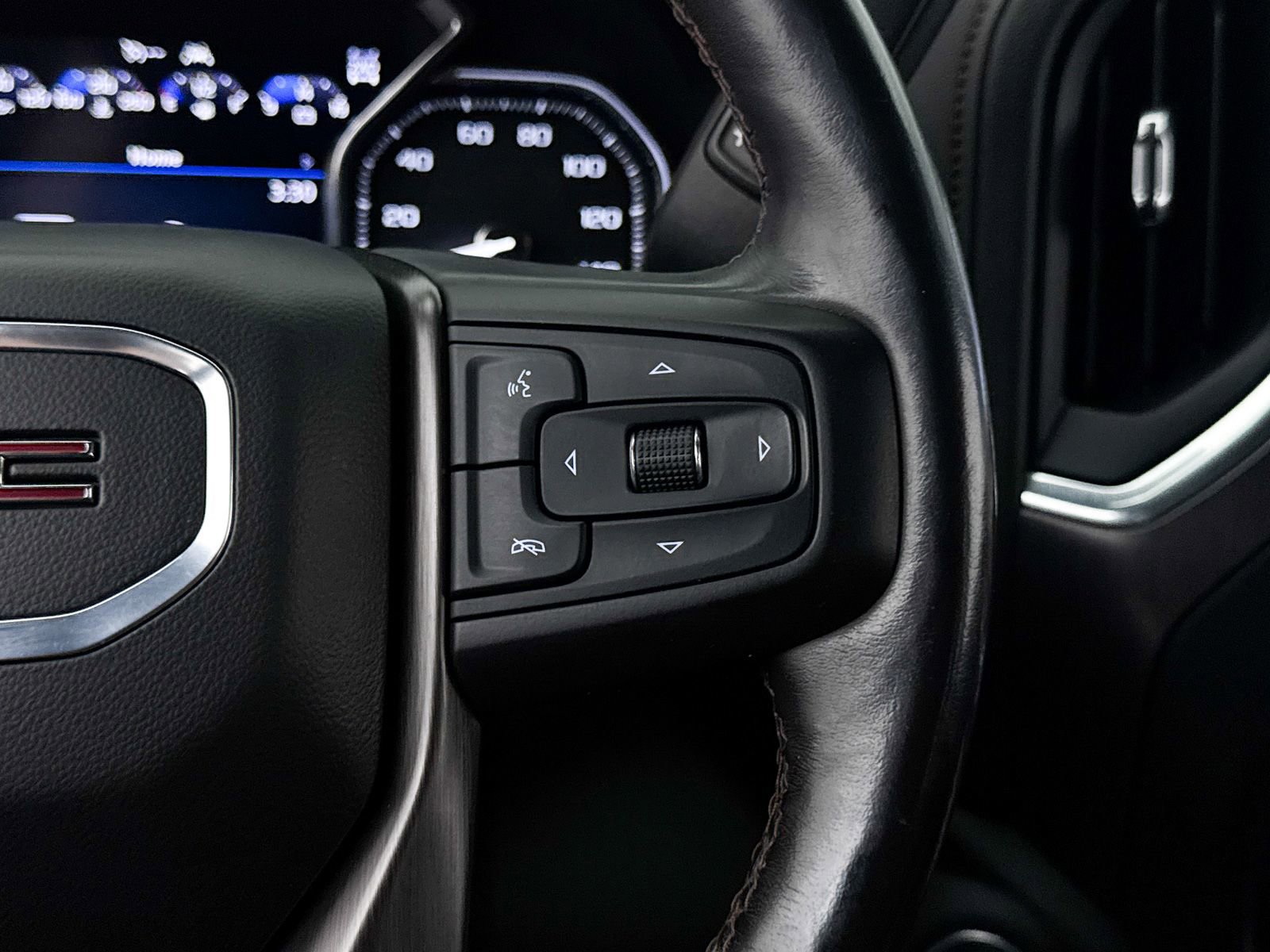 Used 2019 GMC Sierra 1500 AT4 w/ AT4 Premium Package AWD/4WD image 32
