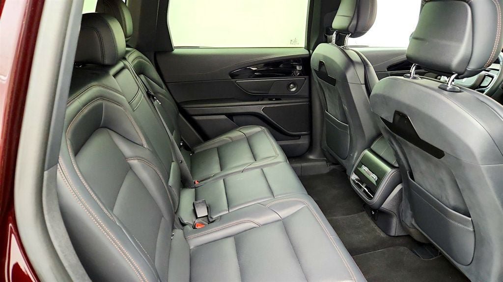Used 2024 Lincoln Nautilus Premier w/ Equipment Group 102A AWD/4WD image 22