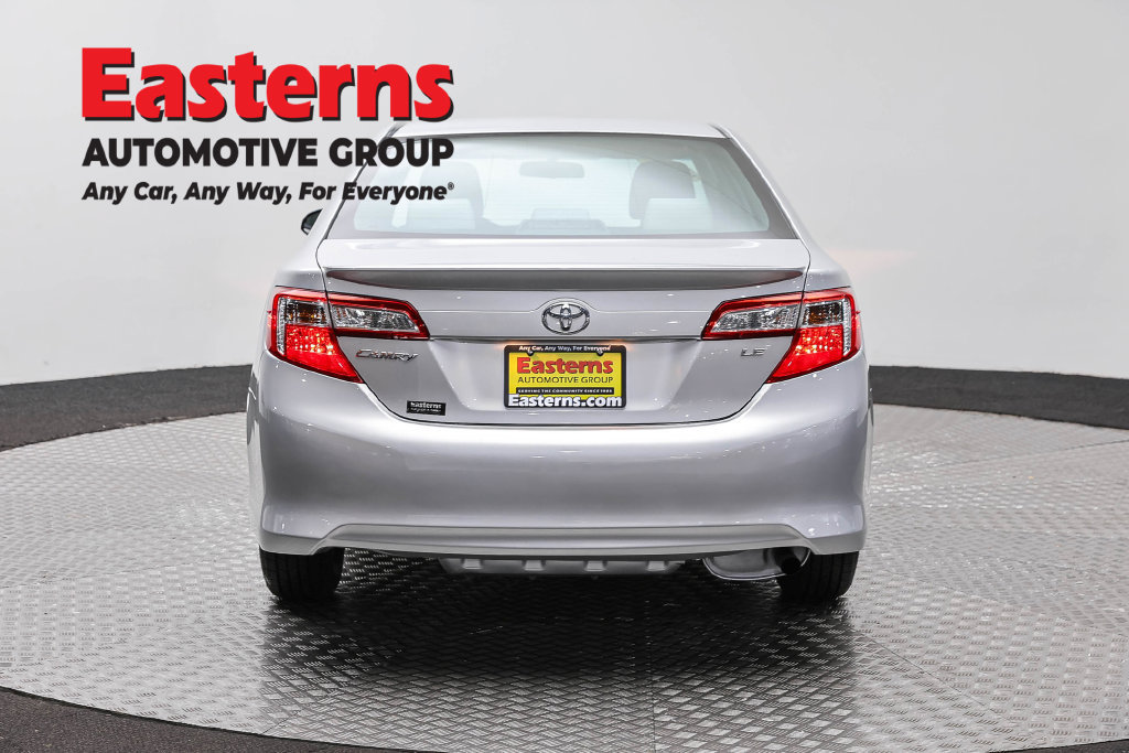 Used 2014 Toyota Camry LE FWD image 7