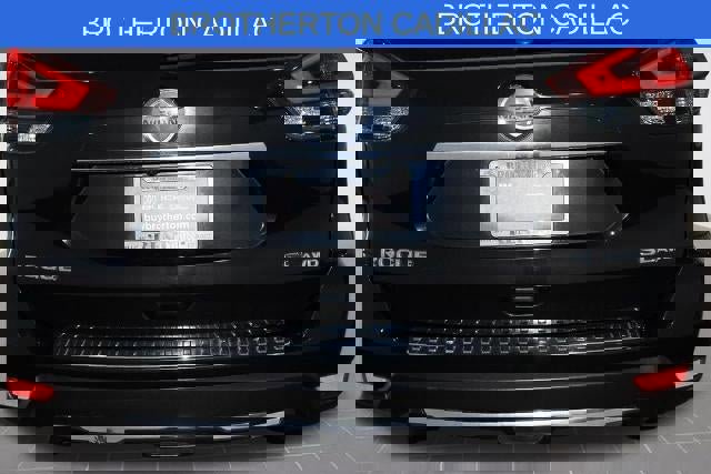 Used 2017 Nissan Rogue SL image 14