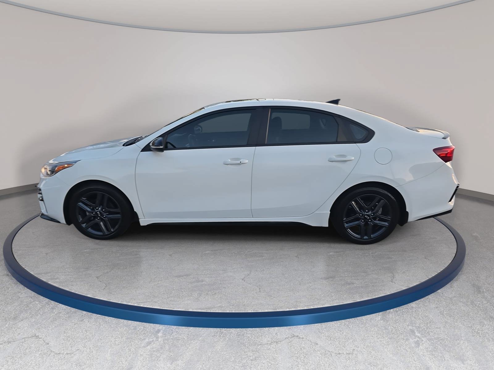 Used 2020 Kia Forte GT-Line w/ GT-Line Premium Package FWD image 8