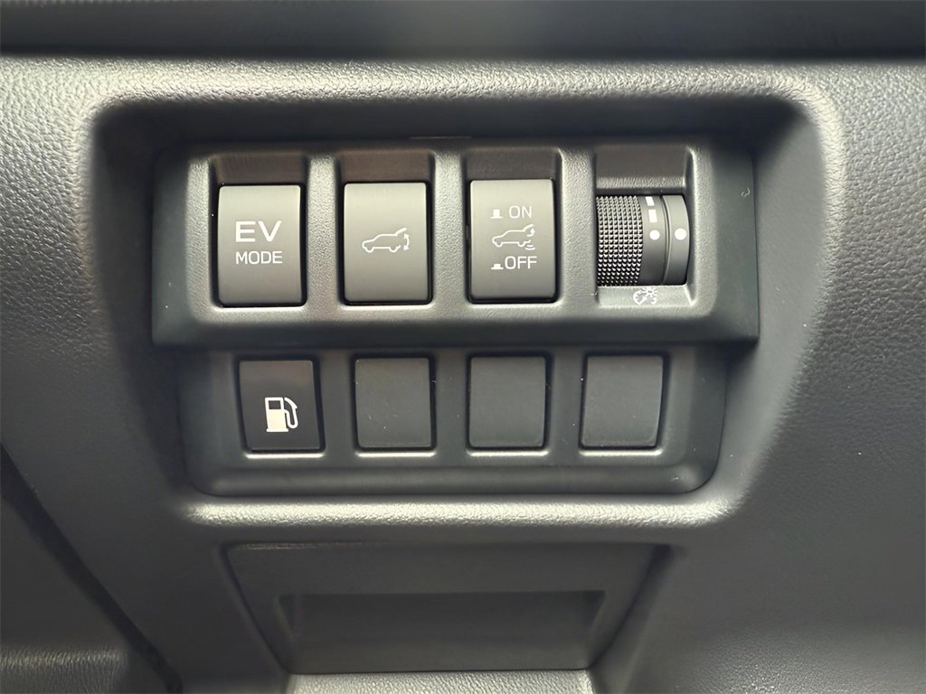New 2025 Subaru Forester Limited image 14