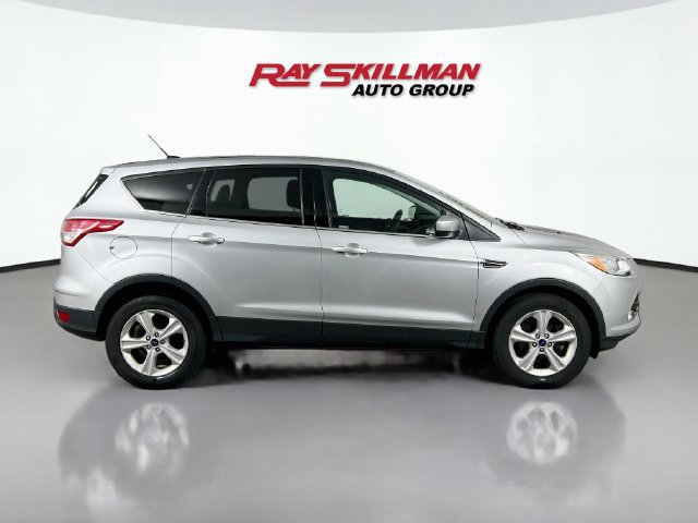Used 2016 Ford Escape SE w/ SE Cold Weather Package AWD/4WD image 8