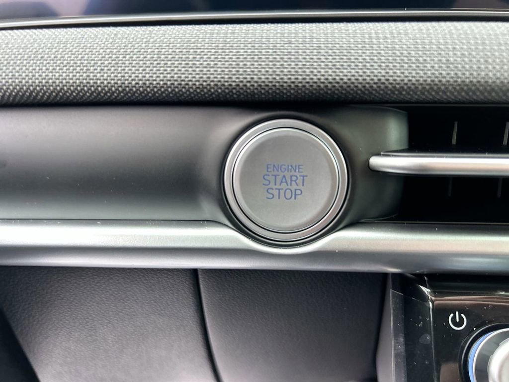 New 2026 Hyundai Tucson Limited image 35