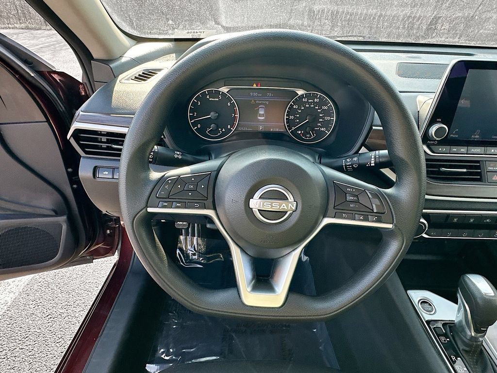 Certified 2024 Nissan Altima 2.5 SV FWD image 17