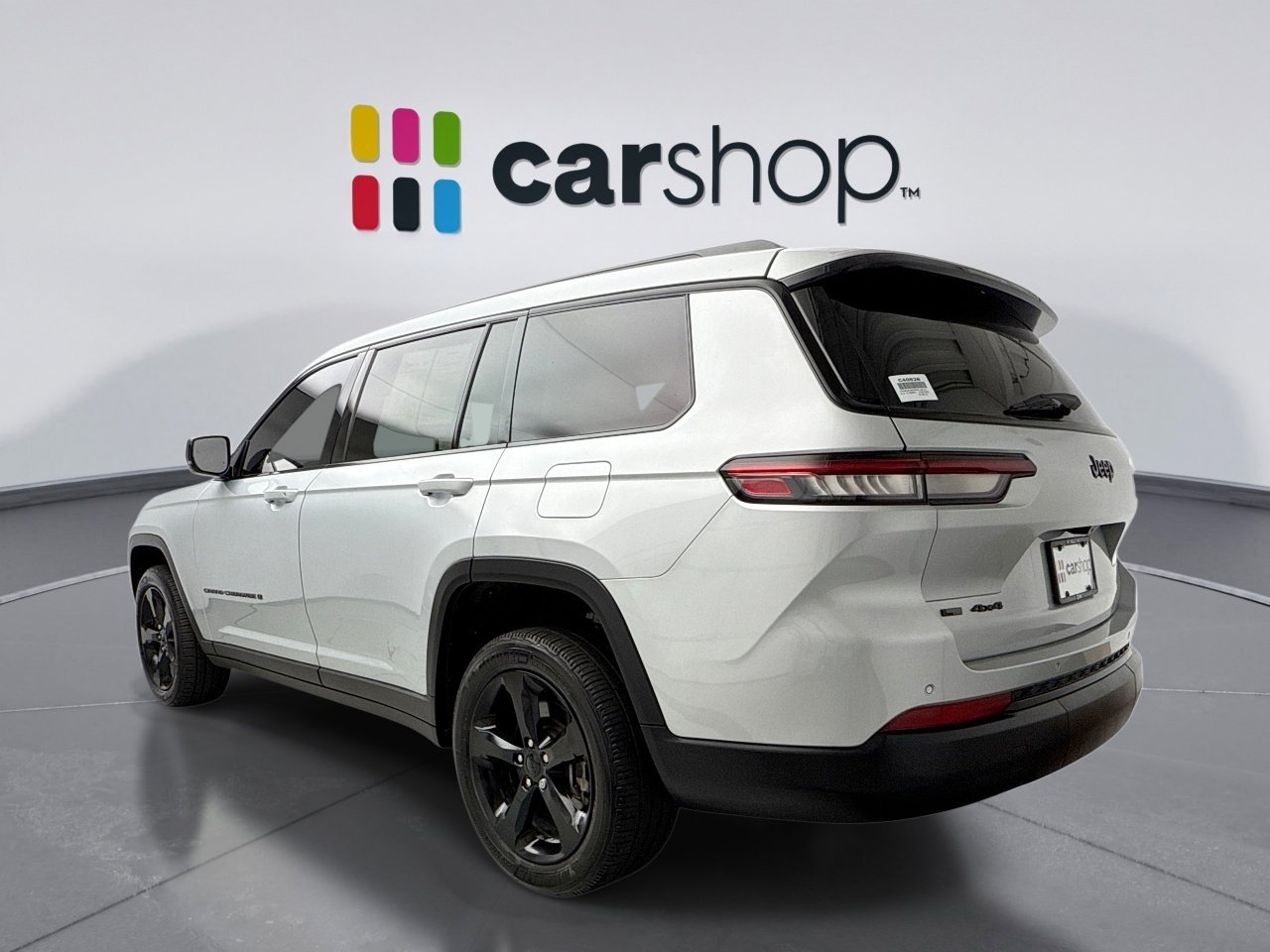 Used 2022 Jeep Grand Cherokee L Laredo image 3