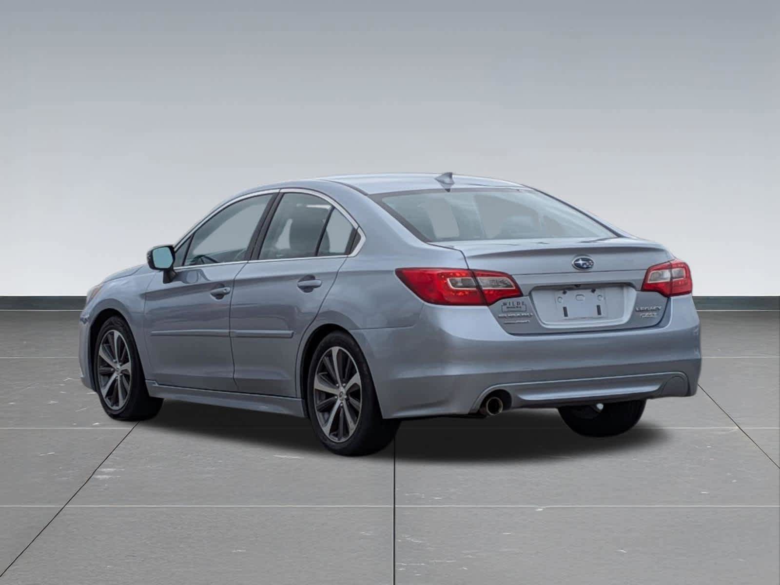 Used 2016 Subaru Legacy 2.5i Limited AWD/4WD image 4