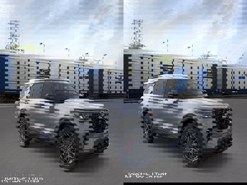 New 2026 Ford Explorer ST-Line image 7