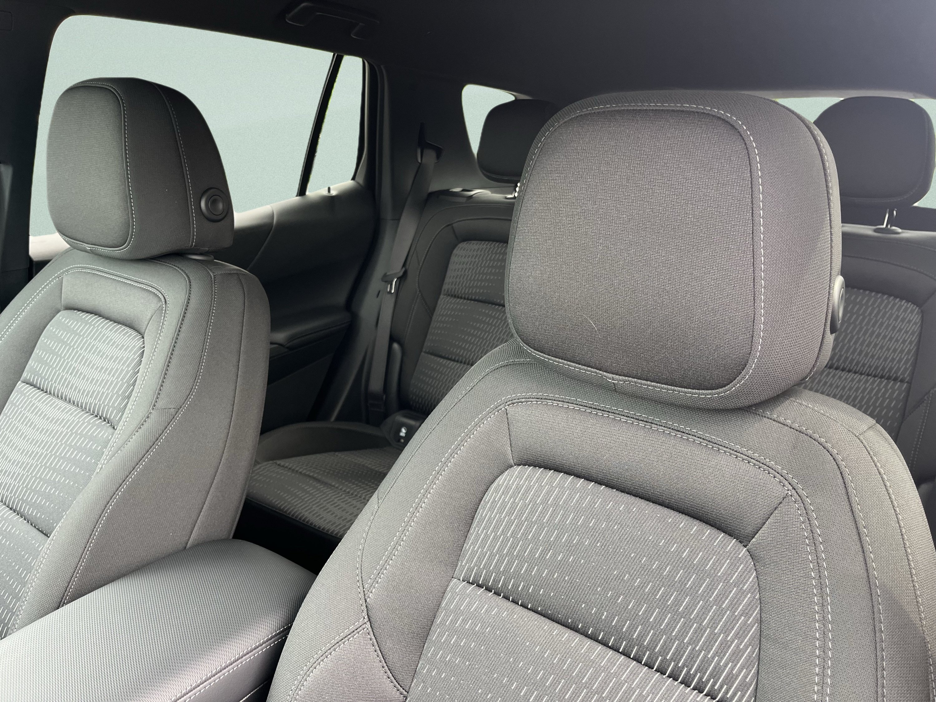 New 2027 Chevrolet Equinox LT AWD/4WD image 14