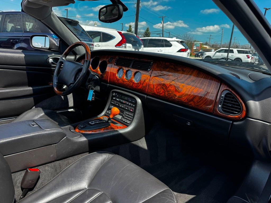 Used 2000 Jaguar XK8 Convertible RWD image 19