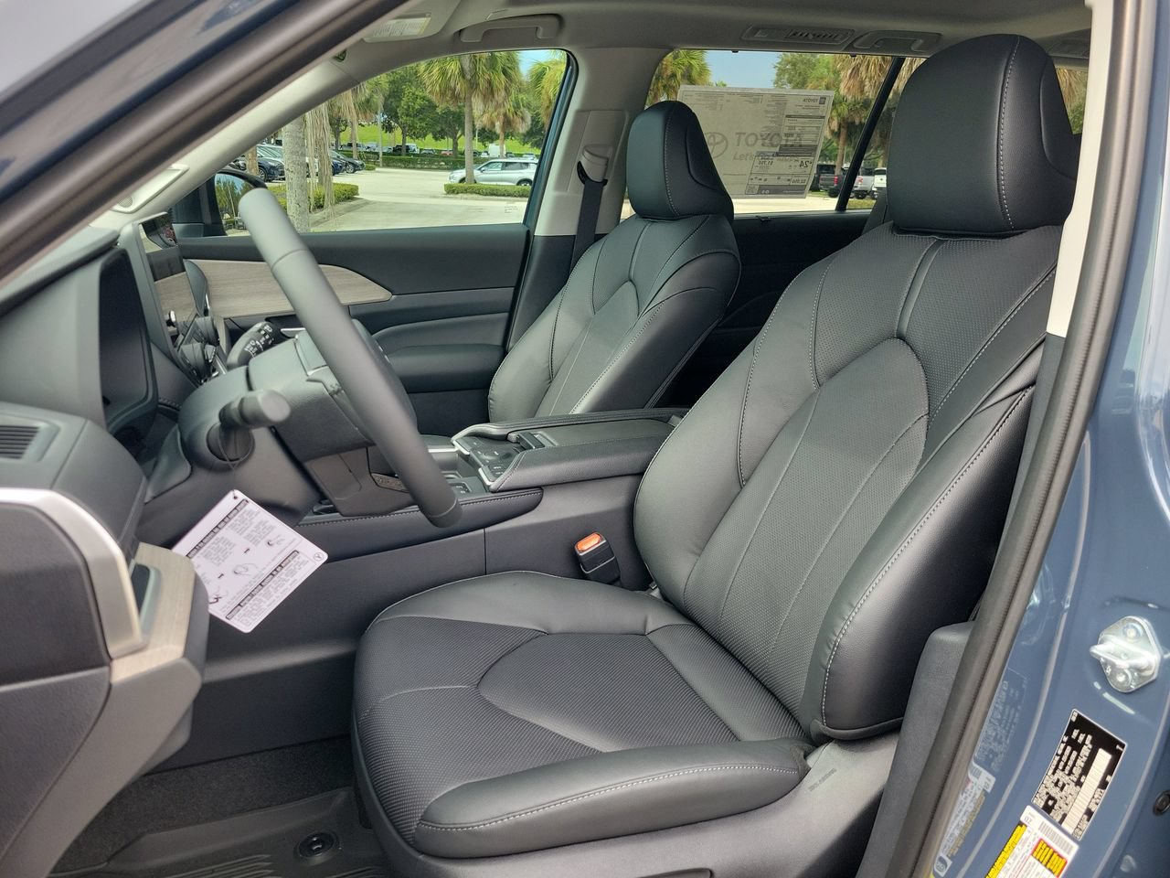 New 2026 Toyota Grand Highlander FWD image 17
