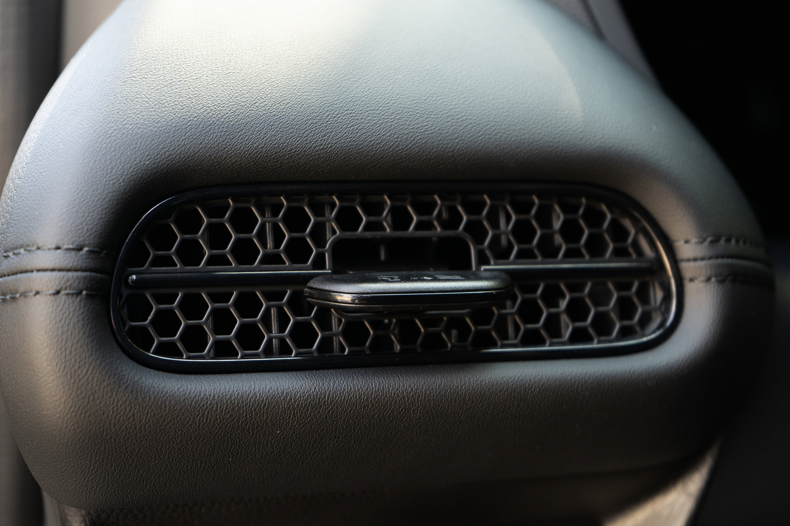 Certified 2026 Honda HR-V LX image 40