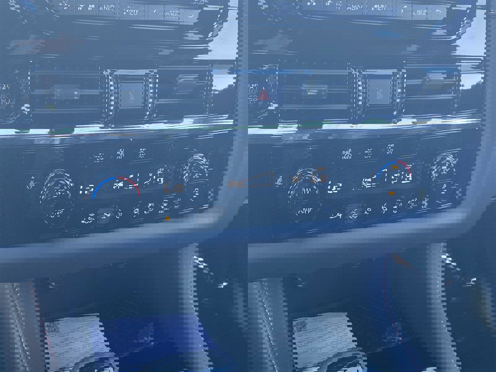 New 2025 Nissan Pathfinder Rock Creek image 29