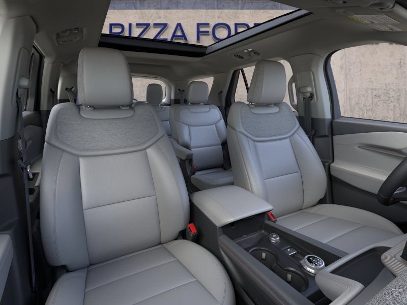 New 2026 Ford Explorer Active w/ Active Comfort Package AWD/4WD image 10
