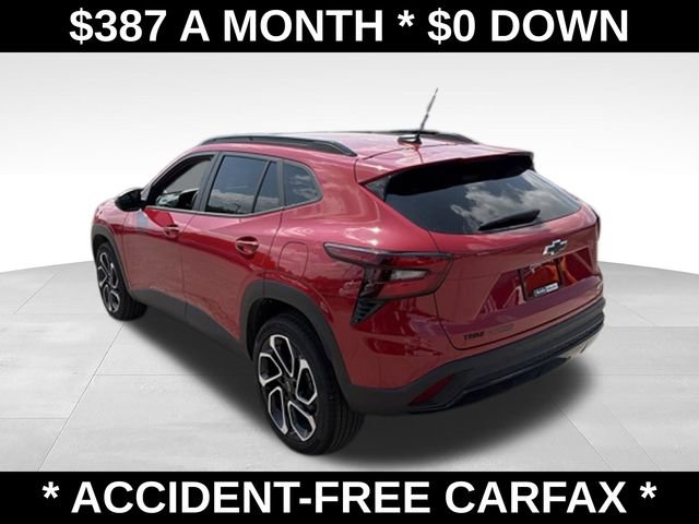 Used 2026 Chevrolet Trax RS w/ Driver Confidence Package FWD image 3