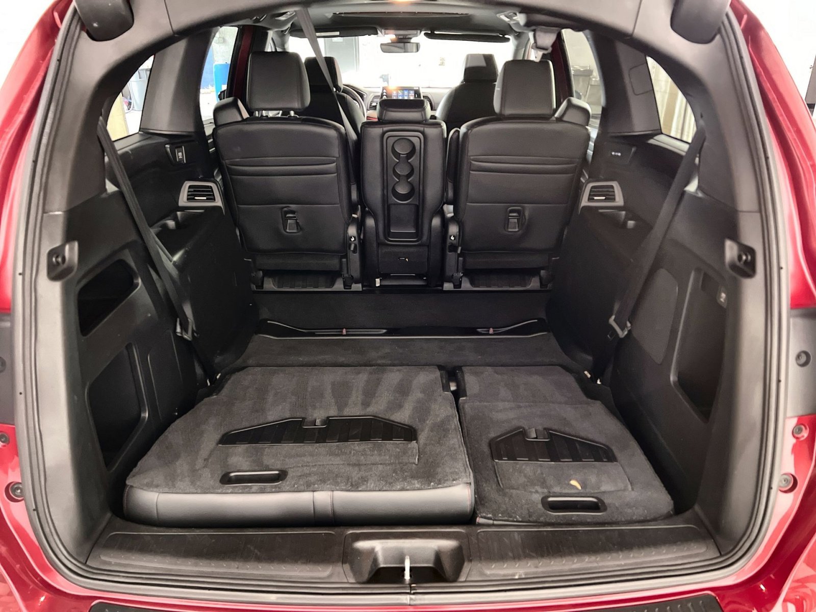 Used 2025 Honda Odyssey Sport-L image 27