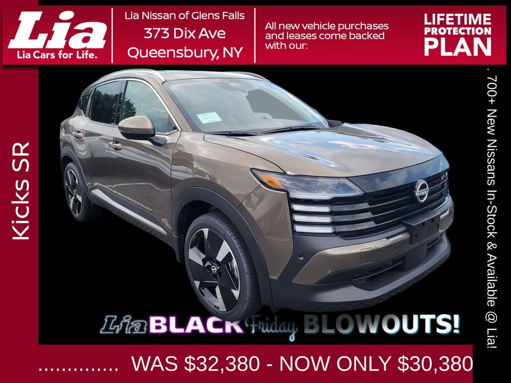 New 2025 Nissan Kicks SR w/ SR Premium Package