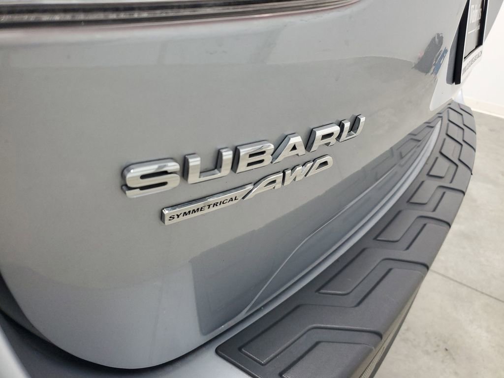 Used 2021 Subaru Forester Limited image 9