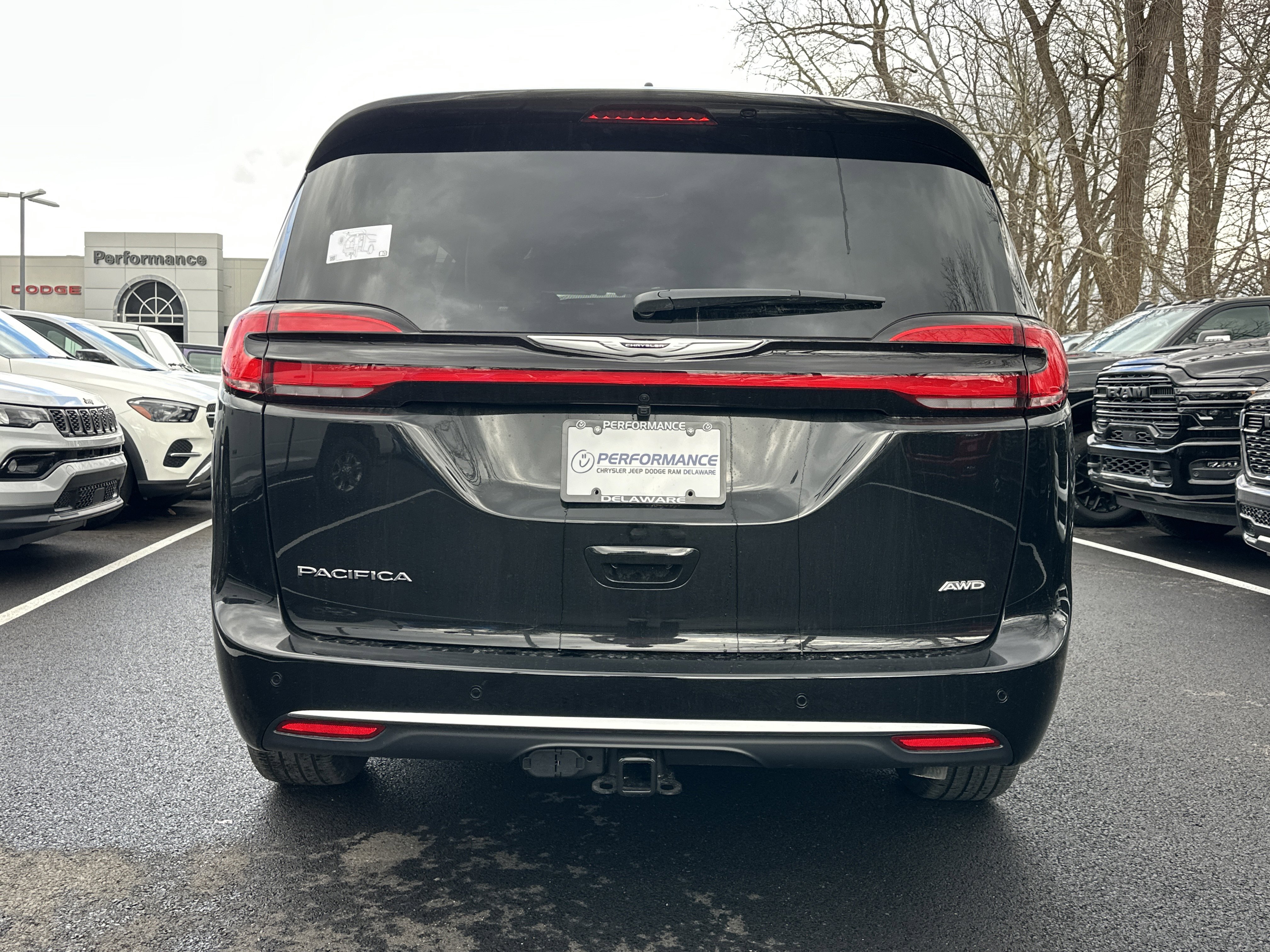 New 2026 Chrysler Pacifica Pinnacle image 17