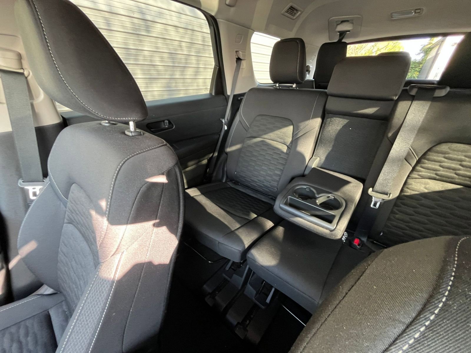 Used 2025 Nissan Pathfinder SV AWD/4WD image 36